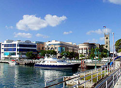 Порт в Бриджтайне, столице Барбадоса