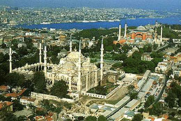Два необыкновенных храма Стамбула Голубая мечеть и красная Айя-София