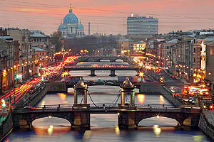 Благодаря каналам и мостам, Санкт-Петербург называют 